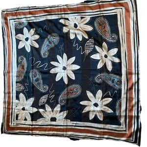 Firenze designer floral white daisy paisley‎ black scarf wrap retro 33"x35"